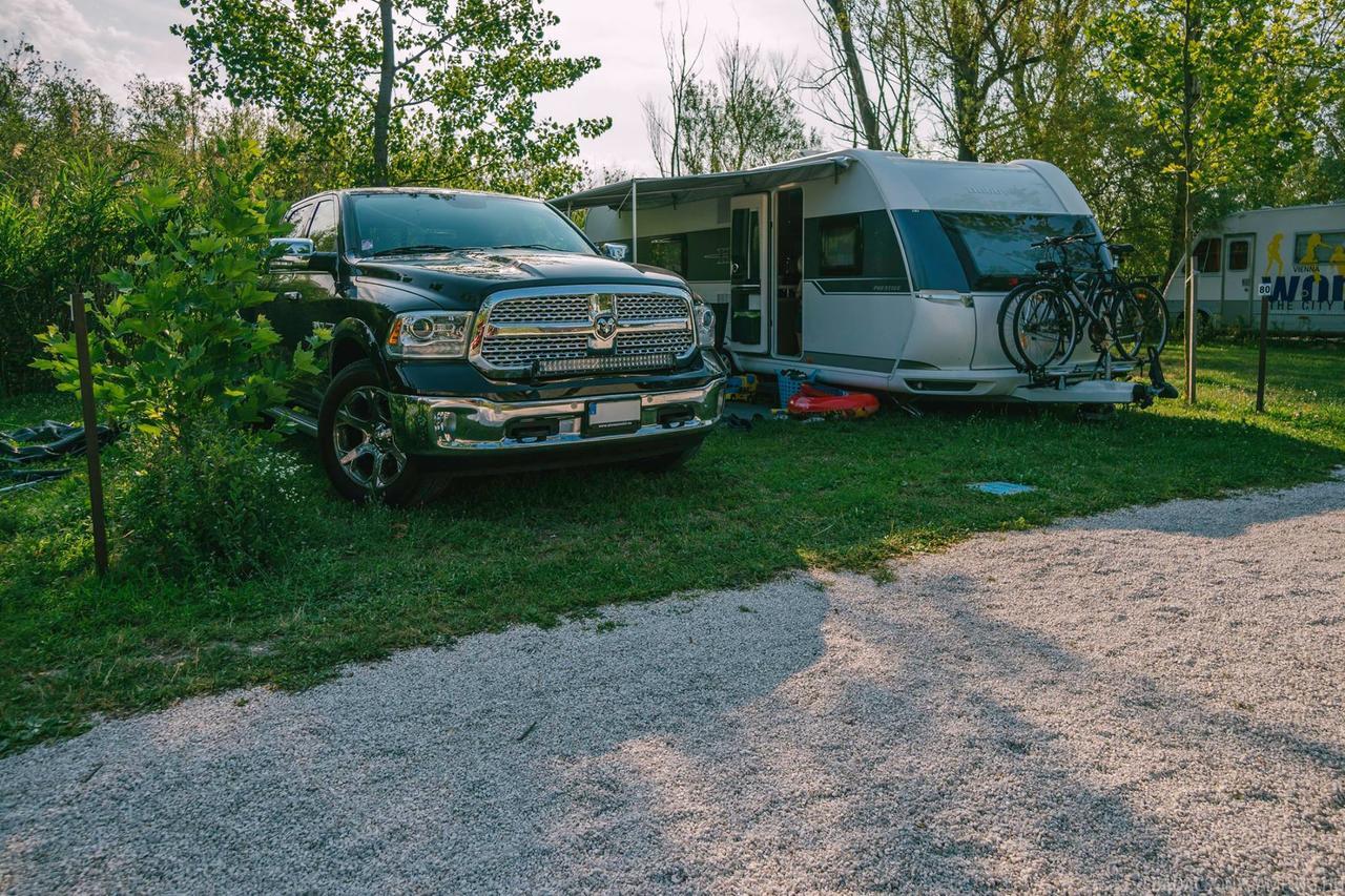 מלון בדקסוניטומאי Badacsony Camping מראה חיצוני תמונה